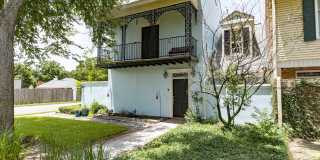 211 Ursuline Street Gallery 4