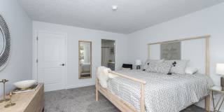 Galbraith Pointe Apartments and Townhomes Gallery 22