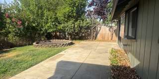 SPACIOUS 4BED / 2BATH HOUSE IN CANDLEWOOD SUBDIVISION OFF SHASTA VIEW SPACIOUS 4BED / 2BATH HOUSE IN CANDLEWOOD SUBDIVISION OFF SHASTA VIEW Gallery 26