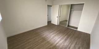 3747 CLARINGTON AVE Gallery 77