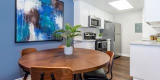 Pinecrest Apartment Homes Gallery 8