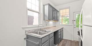 Gorgeous 3 Bedroom House in Beechview available July 1! Gallery 19