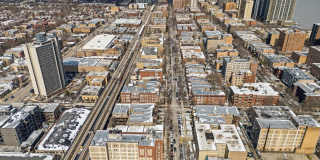 5739 N Winthrop Avenue Gallery 48