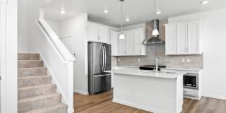 Brand-New 3 Bedroom Townhome in Berthoud | 2-Car Garage & Community Pool Brand-New 3 Bedroom Townhome in Berthoud | 2-Car Garage & Community Pool Gallery 5