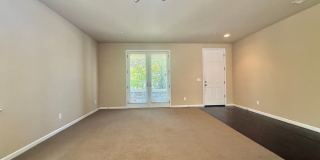 Charming 4 Bedroom Home in Springlake Gallery 24