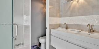 2321 SE 15th St Gallery 26