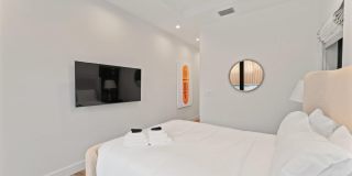 214 28th Street Gallery 39