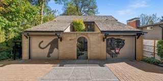 Amazing 3 bedroom Home In Lake Oswego Includes 4 Lake Easements - Lakeview Rec, Maple Circle, Alder Point, and Blue Heron! Amazing 3 bedroom Home In Lake Oswego Includes 4 Lake Easements - Lakeview Rec, Maple Circle, Alder Point, and Blue Heron! Gallery 1