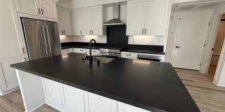 Brand New Encinitas Luxury Condo 1br 1 bath  garage $4300 Gallery 1