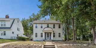 Charming 3-Bedroom Home Near Fontenelle Park Gallery 3