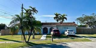 10700 SW 70th St Gallery 1