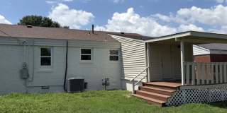 411 East Showalter Drive Gallery 24