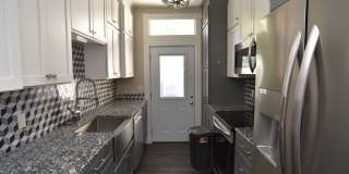 Historic Townhome !! Gallery 6