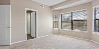 Waters Edge Apartment Homes Gallery 56