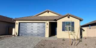 Beautiful Newer Build 3 Bed/2 Bath with Den in Rancho Cabrillo Gallery 1