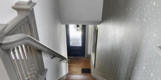 88 Florida Street - Upper Gallery 9