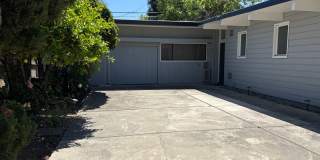 Lovingly Maintained 3 Bed, 2 Bath Home in the Circles Gallery 3