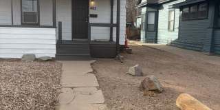 Beautiful 4 Bedroom, 2 Bath in Prime Location Gallery 1