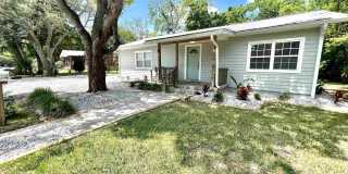 804 W 2ND ST Gallery 1