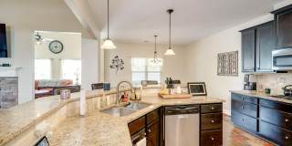 520 Equinox Loop Gallery 17