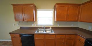 Spacious Home in Cibolo with 3 Car Garage! Realor Commission: $750 Gallery 18