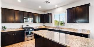 1122 Riddle Glen Street Gallery 1