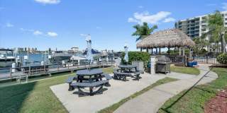 660 ISLAND Way Gallery 50