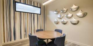 View 32 Apartments Gallery 55