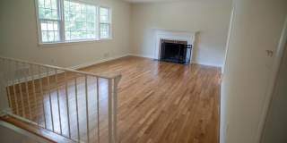 5012 LARNO Drive Gallery 24