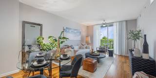 1640 Victoria Park Apartments Gallery 6