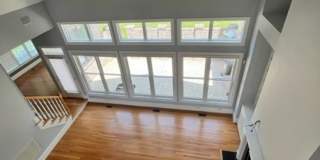 4-bedroom, 3.5-bathroom Single Family Home Gallery 18