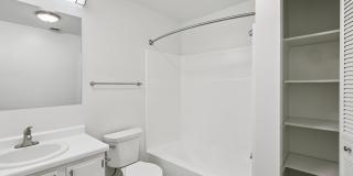 Williamsburg South Gallery 26