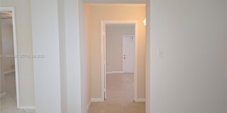 1723 Thomas St Gallery 15