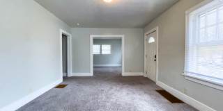 PRELEASING for AUGUST! Close to Campus Gallery 6