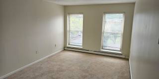 100 Kane Street Gallery 15