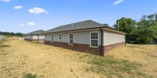 295 Oak Grove Circle Gallery 1