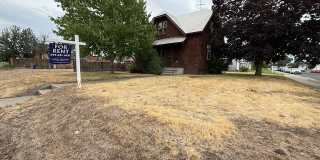 4006 North Addison Street Gallery 1