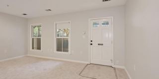 648 C ST NE #1 Gallery 4