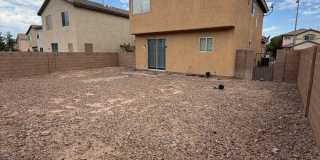 AMERICANA Property Mgmt - 2 story 4 Beds + Loft + Office  in the Gated Community in East LV Gallery 13