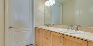 50 SERENE Avenue Gallery 18