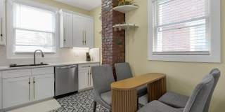 1756 Oak Street Gallery 16