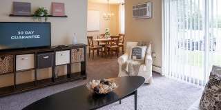 The Dorchester Gallery 11