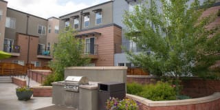 Uptown Broadway Gallery 14