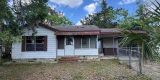 Vintage 2 Bedroom home near downtown Lake City Gallery 1