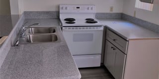 501 S Grand View St Gallery 4