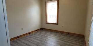 38 Bull Avenue Gallery 6