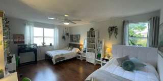 605 Ives Dairy Rd Gallery 23