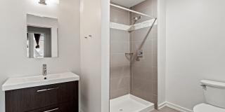 The Fountain Building Gallery 32