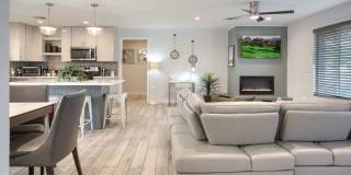 Charming 4BR House in Scottsdale Gallery 6