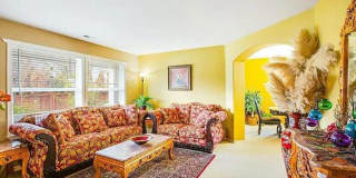Spacious Amazing 6 bed in Fairwood! Gallery 5